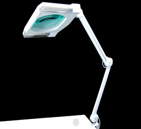 OrderToday Fluorescent Magnifier Desk Lamp - Large 7" Lens 3 Diopter ~ fourblueshaine