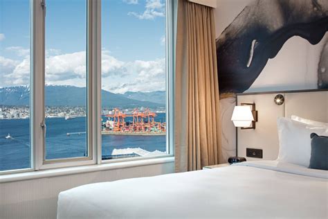 9 Glorious Vancouver Waterfront Hotels | A City Break by the Water