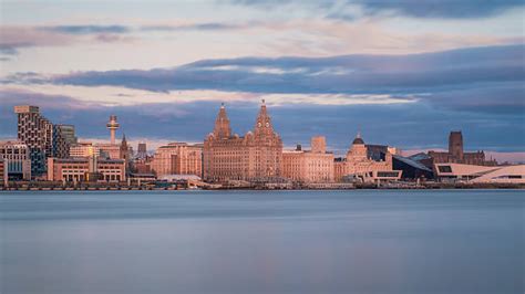 2,800+ Liverpool Skyline Stock Photos, Pictures & Royalty-Free Images ...