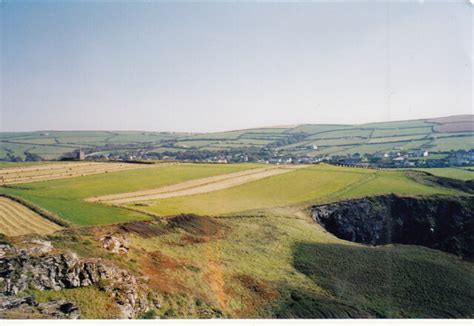 Forrabury stitches - Boscastle, Cornwall © Martin Richard Phelan cc-by ...