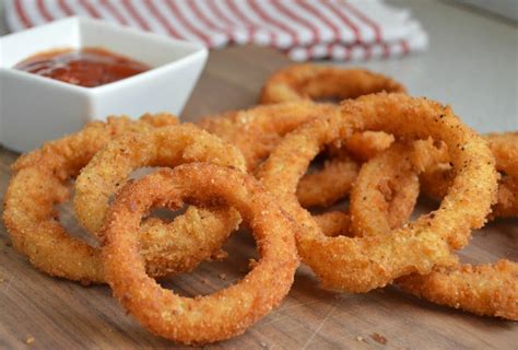 Homemade Extra Crispy Onion Rings - My Latina Table