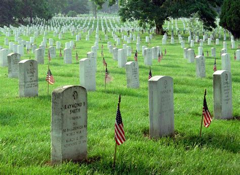 File:Memorial Day at Arlington National Cemetery.jpg - Wikipedia