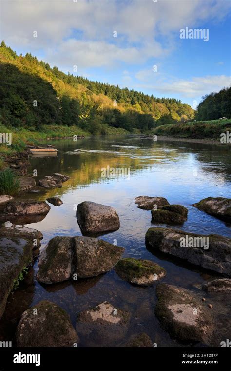 The River Wye between Monmouth and Redbrook Stock Photo - Alamy