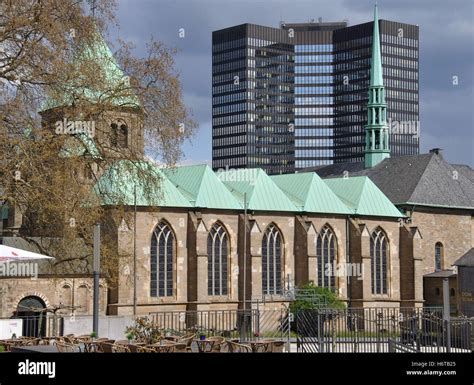 Essen cathedral hi-res stock photography and images - Alamy