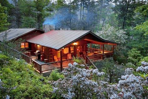 Highlands Cabin Rentals | HomeToGo