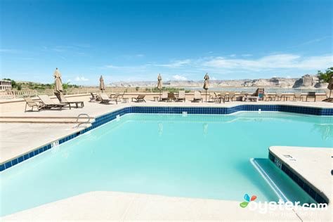 Lake Powell Resort Review: What To REALLY Expect If You Stay