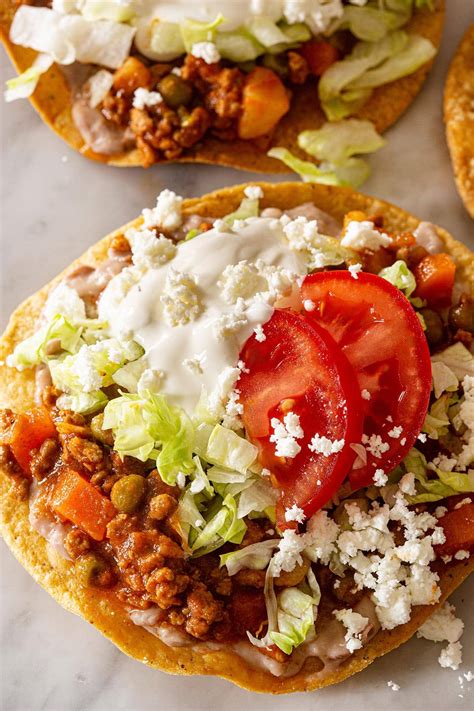 Tostadas de Picadillo