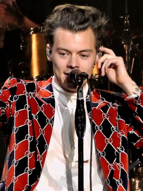 Harry Styles' Tour Outfits, Ranked | Beat