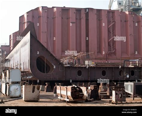 Bulkhead of ship hi-res stock photography and images - Alamy