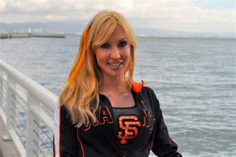 Christina Loren – San Francisco Giants | NBC Meteorologist Christina Loren