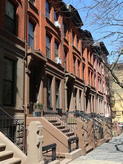 New York City brownstones at historic Brooklyn Heights neighborhood ...