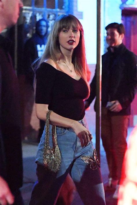 Taylor Swift Steps Out for the First Time Since News of Joe Alwyn Split