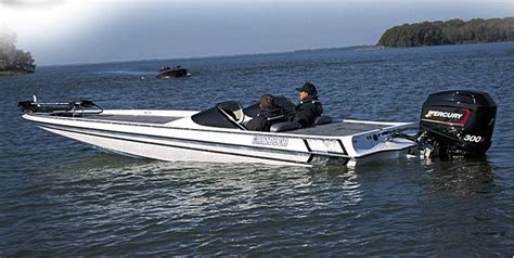 Research Gambler Boats Gambler 2200 Bass Boat on iboats.com