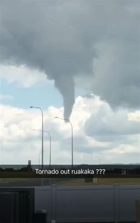 Is this a tornado? Strange cloud formation bewilders onlookers in Northland - NZ Herald