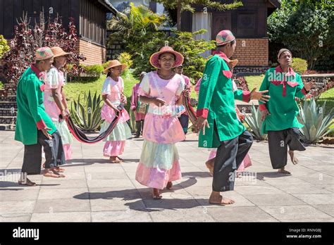 Traditional costume from madagascar hi-res stock photography and images ...