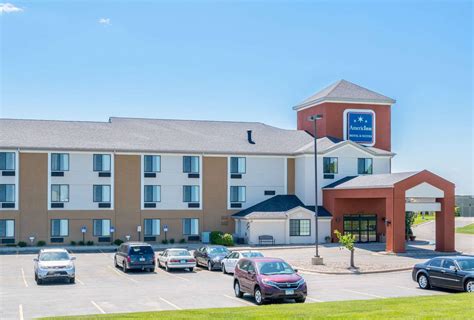 AmericInn Hotel & Suites Airport Rochester, MN - See Discounts