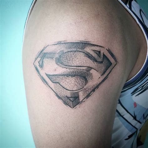 Aggregate 63+ superman symbol tattoo best - in.cdgdbentre