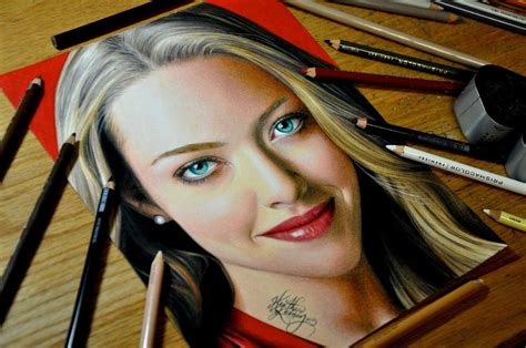 Amanda Seyfried by Heather Rooney | Colored pencil portrait, Pencil portrait, Black panther drawing