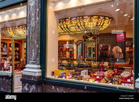 The "Corne" chocolatier in Galeries Royales Saint Hubert in downtown ...