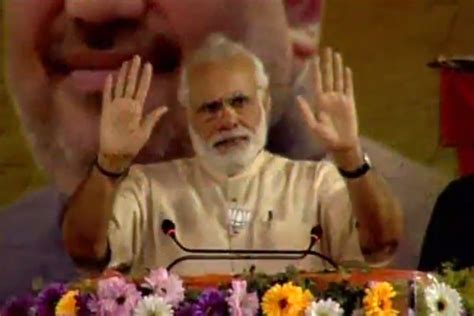 Video: PM Modi Pauses His Speech During A Rally Hearing Azaan