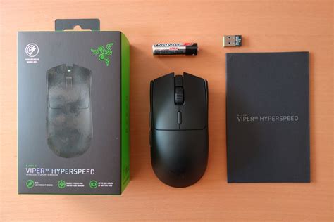 Razer Viper V3 Hyperspeed Review - Packaging, Weight & Feet | TechPowerUp