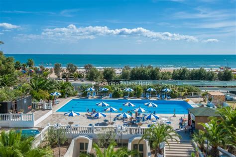 Hotel 4 stelle Vieste - Hotel sul mare ViestePellegrino Palace Hotel | Hotel Vieste, Gargano, Puglia