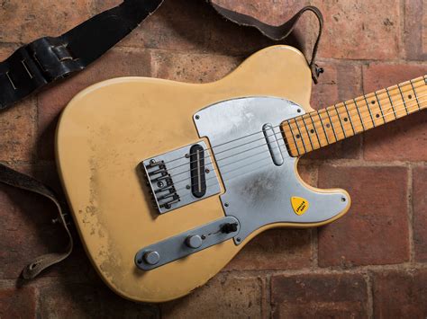 Matt Bellamy buys Jeff Buckley's Telecaster – may inspire “retro-style” Manson Guitars