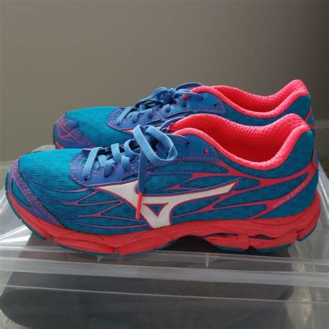 Mizuno running shoes | Mizuno running shoes, Mizuno shoes, Womens ...