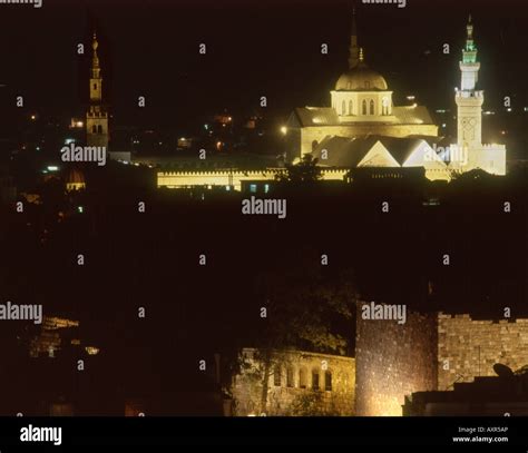 Damascus mosque skyline hi-res stock photography and images - Alamy