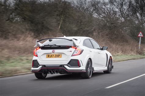 Honda Civic Type R FK8 Review - 2018 (0-60mph in 5.8 Secs / 169mph)