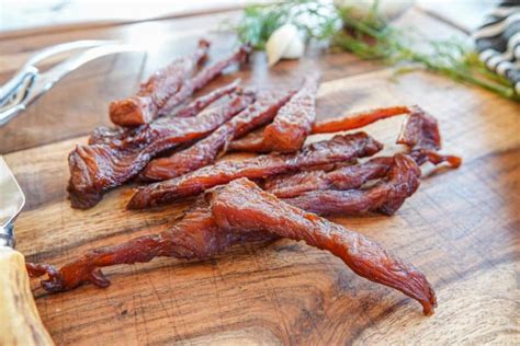 The BEST Turkey Jerky Recipe - Jerkyholic