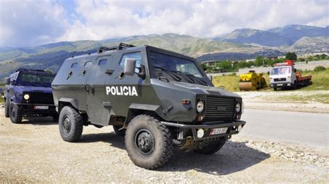 Hundreds of Albanian police capture village after heavy weaponry attack ...