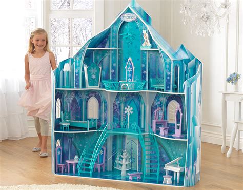 Fancy Nancy ® Dollhouse | Behance