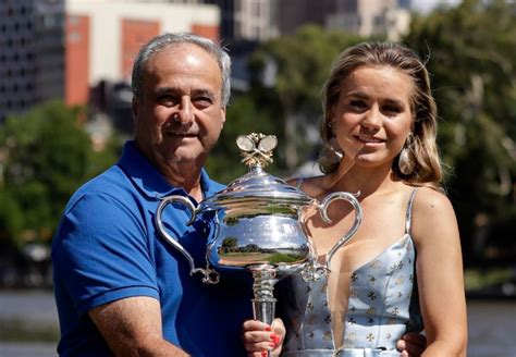 Bye, Dad: Tennis star Sofia Kenin fires father as her coach | ABC6