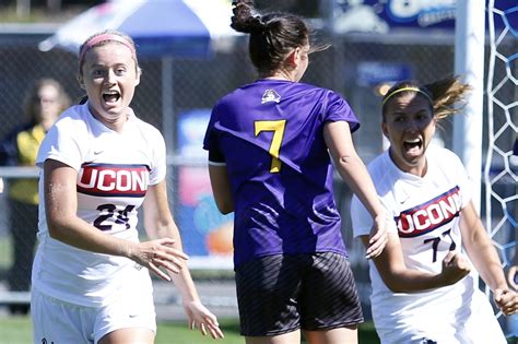 UConn women’s soccer defeats East Carolina, 2-1