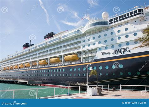 Cruise Liner Disney Magic at Key West, Florida Editorial Photo - Image ...