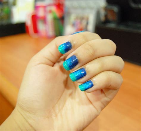 Pen My Blog: DIY Blue Gradient Nail Art Tutorial