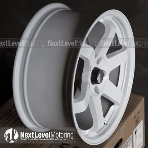 AVID.1 Wheels: AV-06 18x8.5 5x114.3 Matte White Rims et35