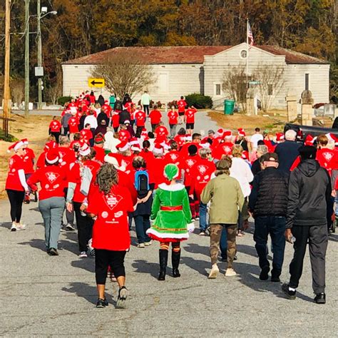 Santa Stroll 2022 – Hospice & Palliative Care of the Piedmont