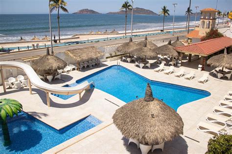 Hotel Sands Arenas Mazatlán | Playa | Malecón - HotelesBaratosMazatlan.com