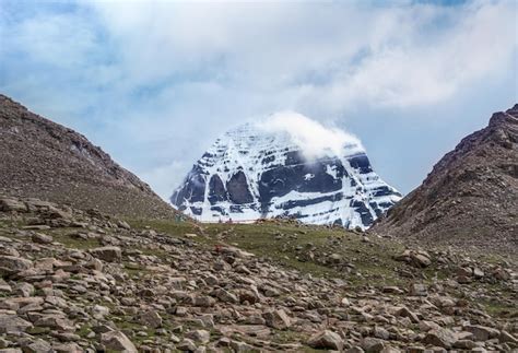 Premium Photo | Sacred mountain in tibet mount kailash