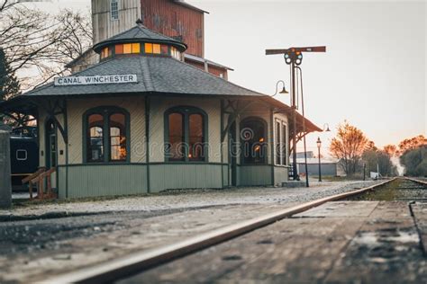 Historical Canal Winchester Train Station Editorial Photography - Image ...