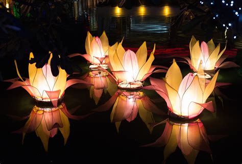 Vesak: A Guide to Celebrating Buddha's Life | Wanderlust