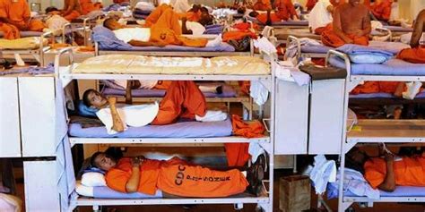 California's prison overcrowding problem is personal for this redditor ...