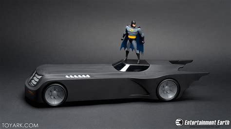 DCC Animated Batmobile In-Hand Photos - Toy Discussion at Toyark.com