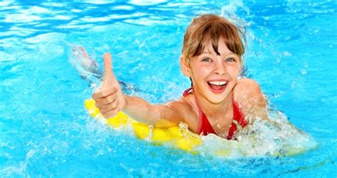 Swimming Lessons for Children | Swimming Lessons | SwimExpert