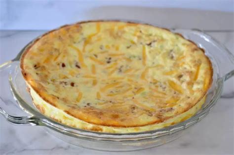 Bacon Cheddar Crustless Quiche with Cottage Cheese - This Delicious House