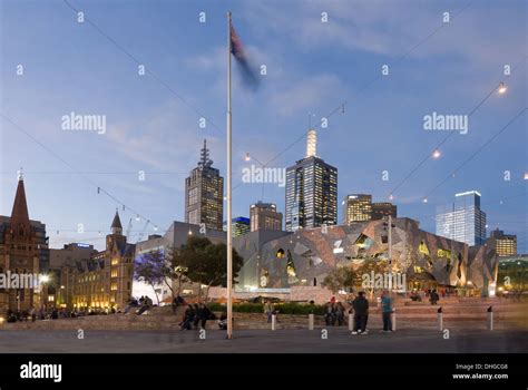 Federation square and the melbourne skyline at night hi-res stock photography and images - Alamy