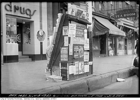 lost toronto: Vintage News Stands 1937