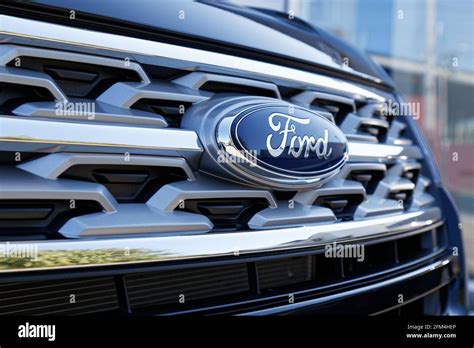 Ford explorer logo hi-res stock photography and images - Alamy